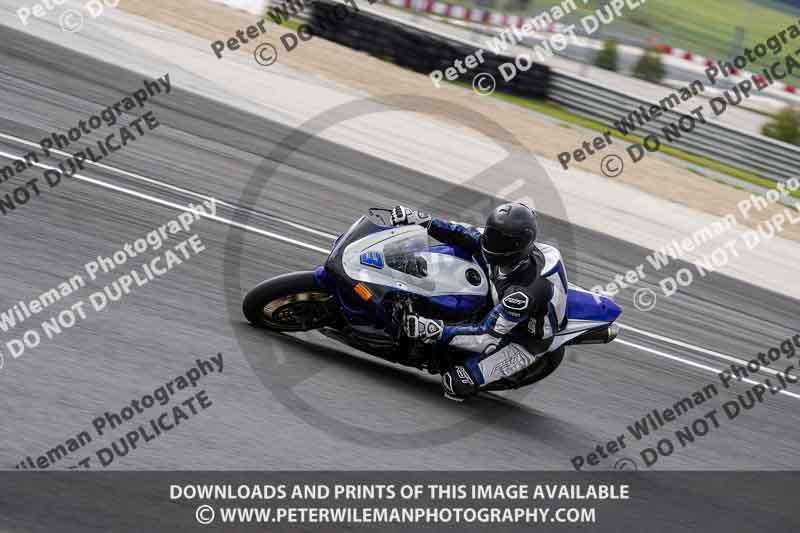cadwell no limits trackday;cadwell park;cadwell park photographs;cadwell trackday photographs;enduro digital images;event digital images;eventdigitalimages;navarra;no limits trackdays;peter wileman photography;racing digital images;trackday digital images;trackday photos